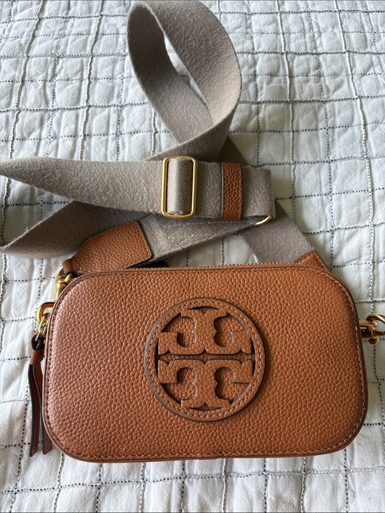 Tory Burch Handbags - Tory Burch Caramel Pebbled Leather Crossbody Camera Bag with Wide Strap